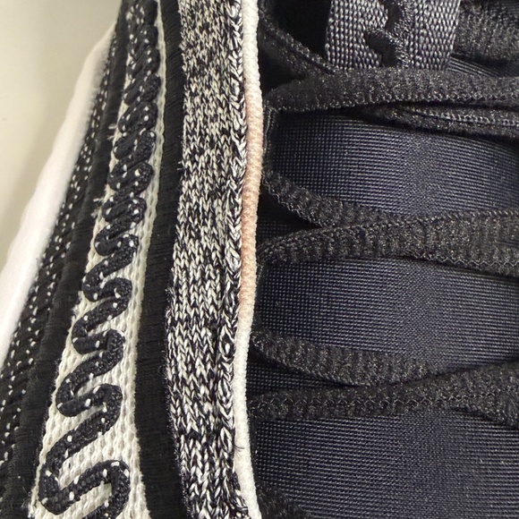 Nike Cosmic Unity 3 Black Sneakers Size M9.5/W11 - Picture 10 of 10